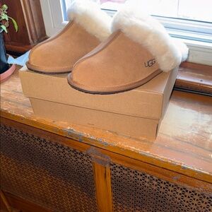 UGG Chestnut Slippers with Plush Lining
